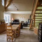 Le Nid D'alex , Rando Et Table D'hote *