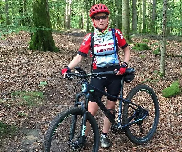 Le Nid D'alex , Rando Et Table D'hote *