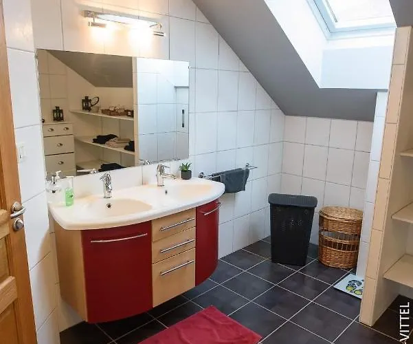 Le Nid D'alex , Rando Et Table D'hote *